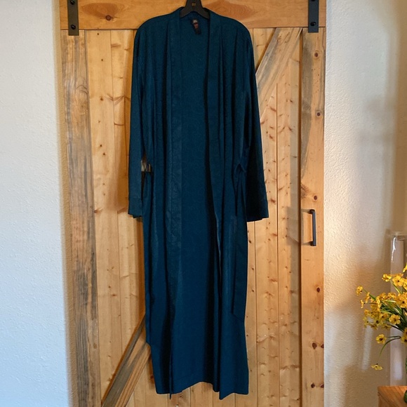 Savage x Fenty Snake Print Emerald Green Robe - Picture 5 of 6